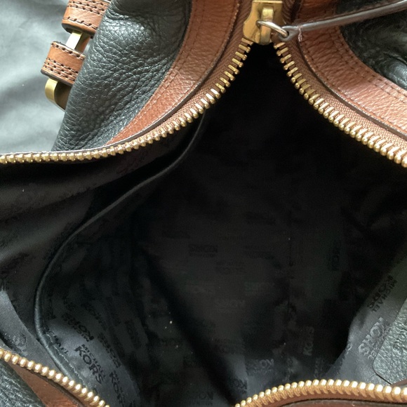 Michael Kors satchel bag GUC - Picture 6 of 16